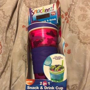 Snackeez 2 n 1